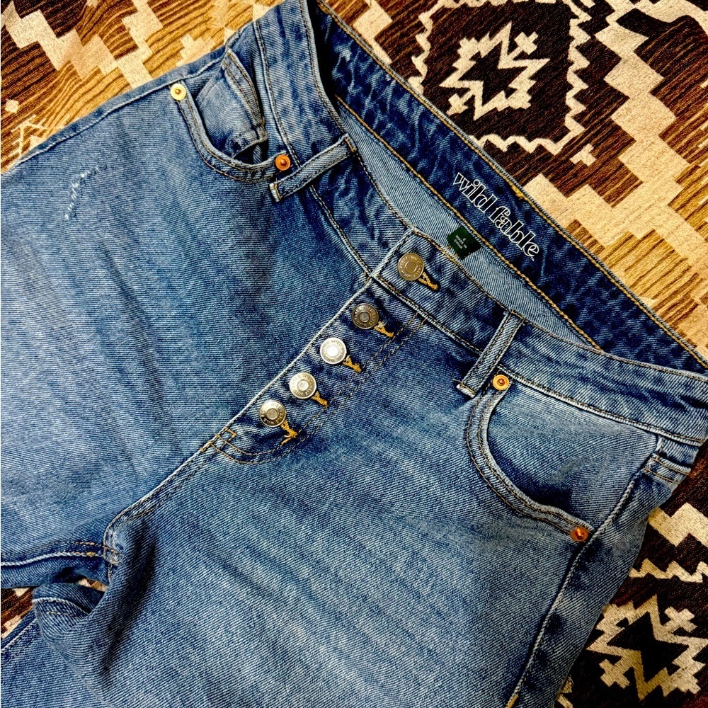 Wild & Fable Boyfriend Distressed Jeans